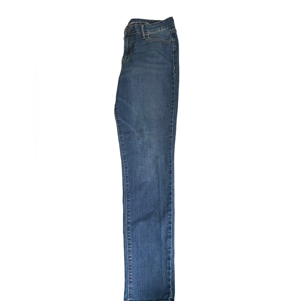 Ladies old navy jeans size 8